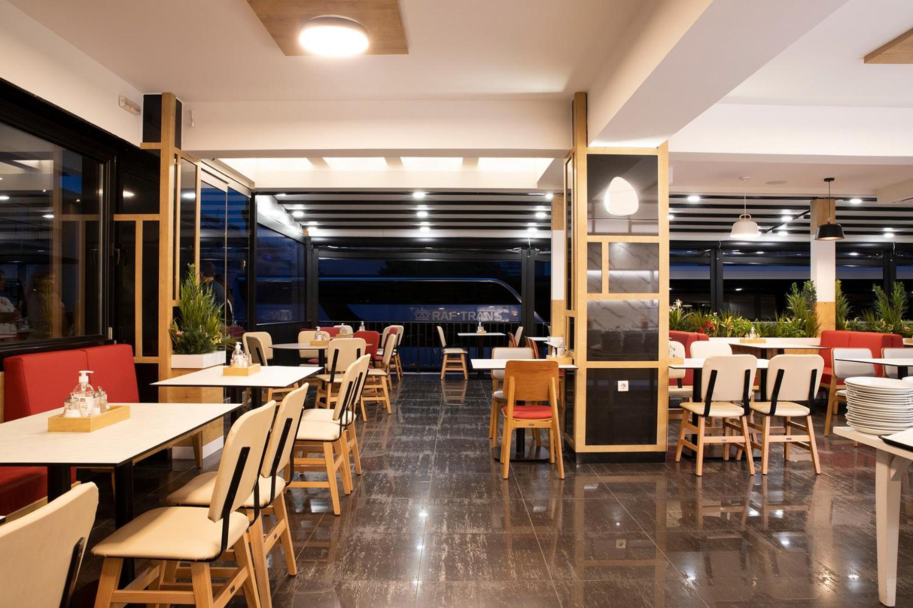 Dafni Plus Hotel Лептокария Екстериор снимка
