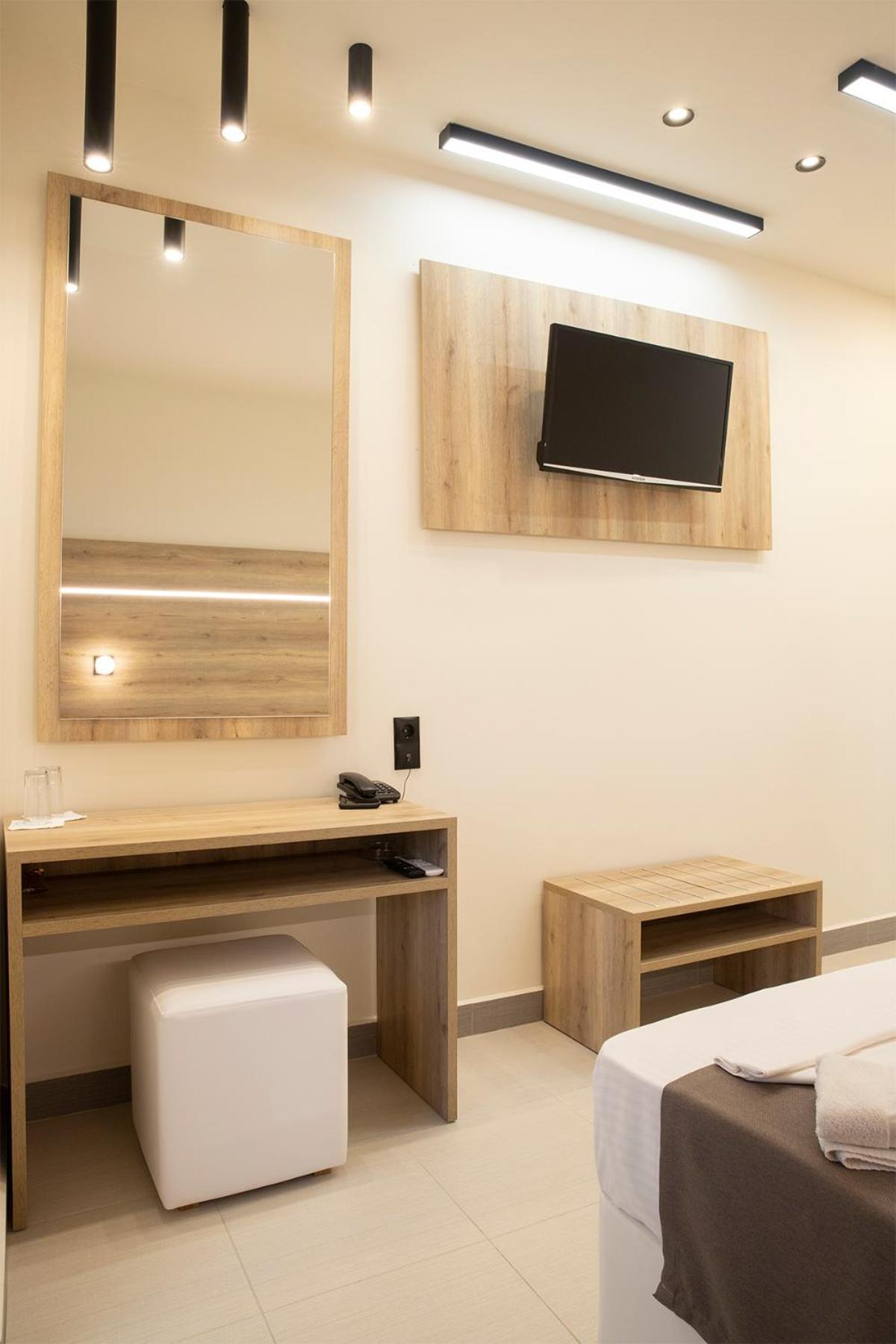Dafni Plus Hotel Лептокария Екстериор снимка
