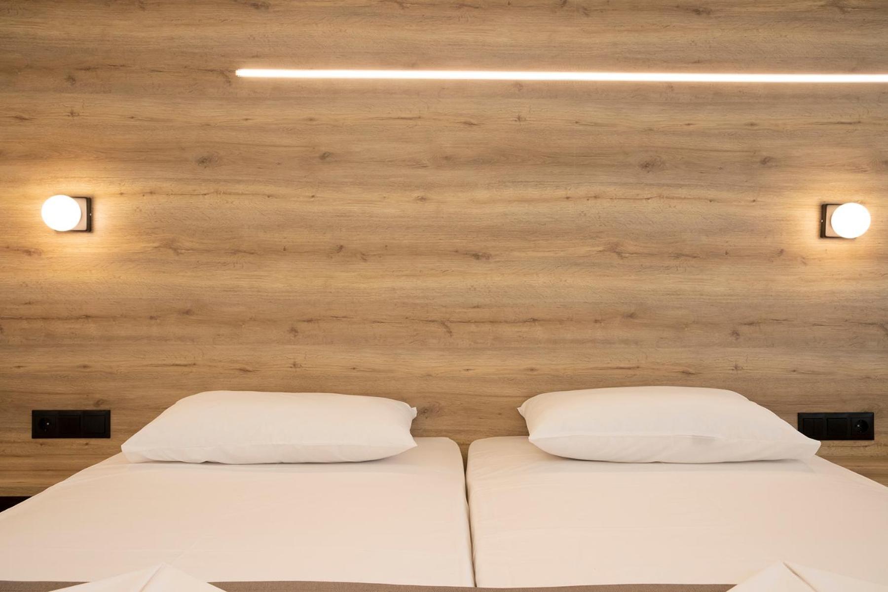 Dafni Plus Hotel Лептокария Екстериор снимка